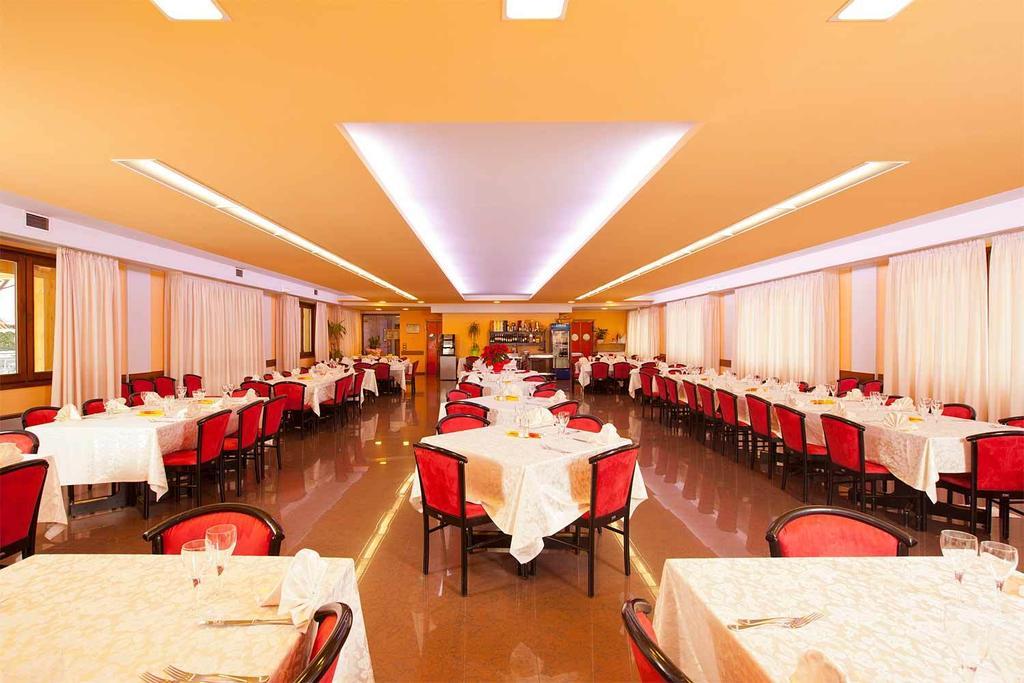 Hotel Libia 피노델몬테 외부 사진